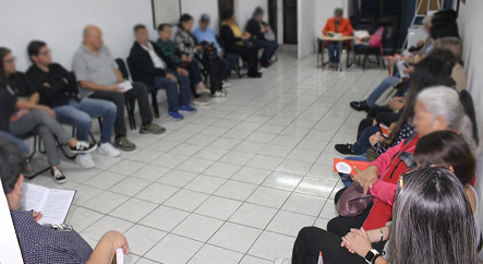 Terapia familiar y orientación a familiares